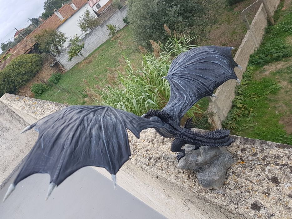 Escultura Dragão