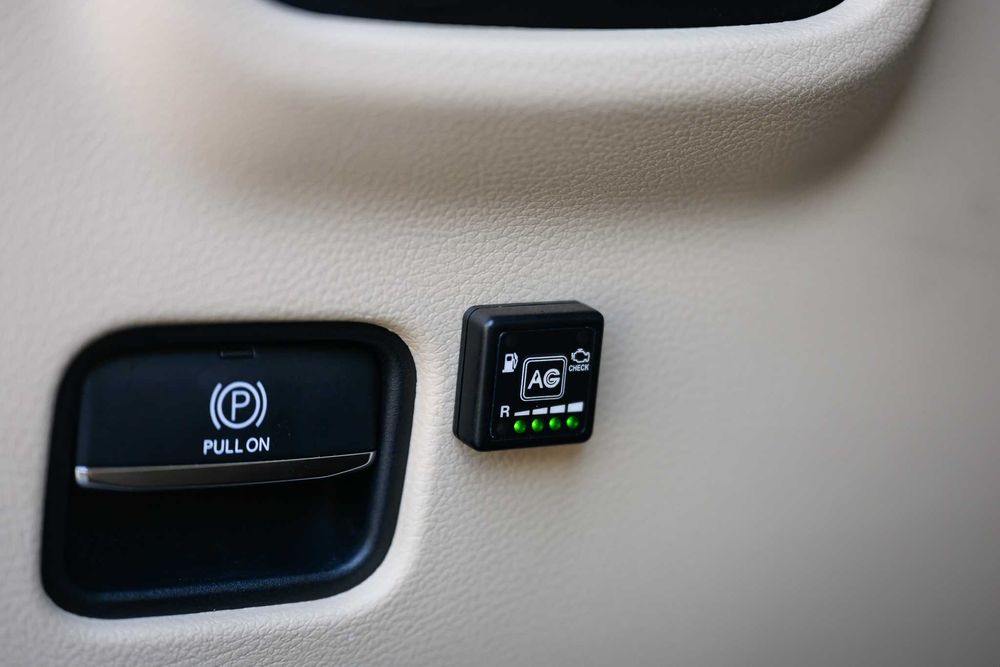 Wynajem Wypożyczalnia Samochodów JEEP GRAND CHEROKEE V6 + GAZ