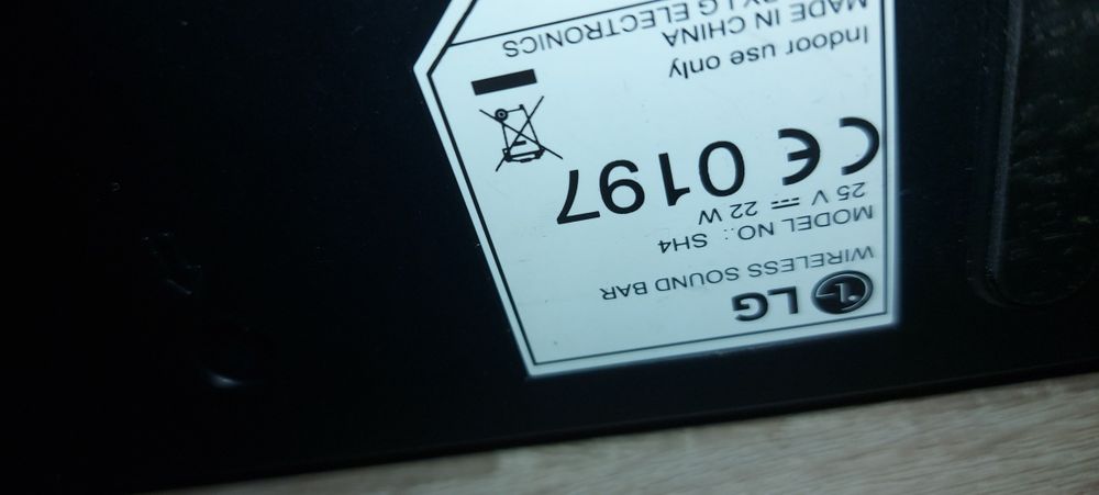 LG 2.1-kan. Soundbar SH4 300W subwoofer pilot