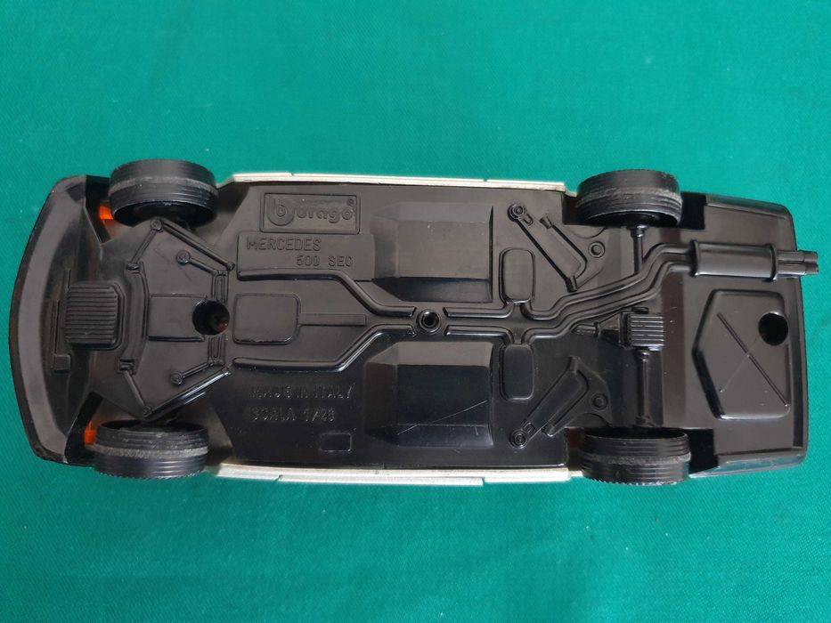 Mercedes 500 SEC, BURAGO, escala 1/26 - Anos 80 - Italy