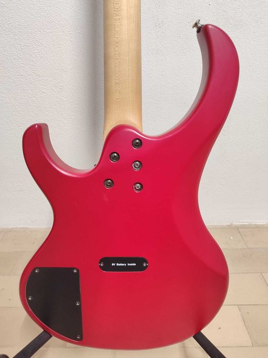 Ibanez BTB + flightcase