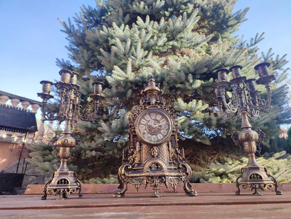 Годинник канделябри підсвічники бронза антик