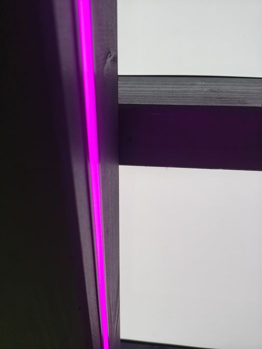 Oświetlenie LED konstrukcji drewnianych – pergole i zadaszenia