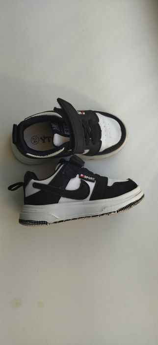 Кросівки для хлопчика 24р