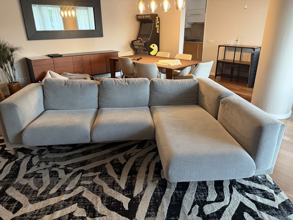 Sofa cinzento Ikea