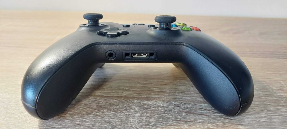 Controlador Microsoft Xbox Wireless | USB-C | Li-ion Battery
