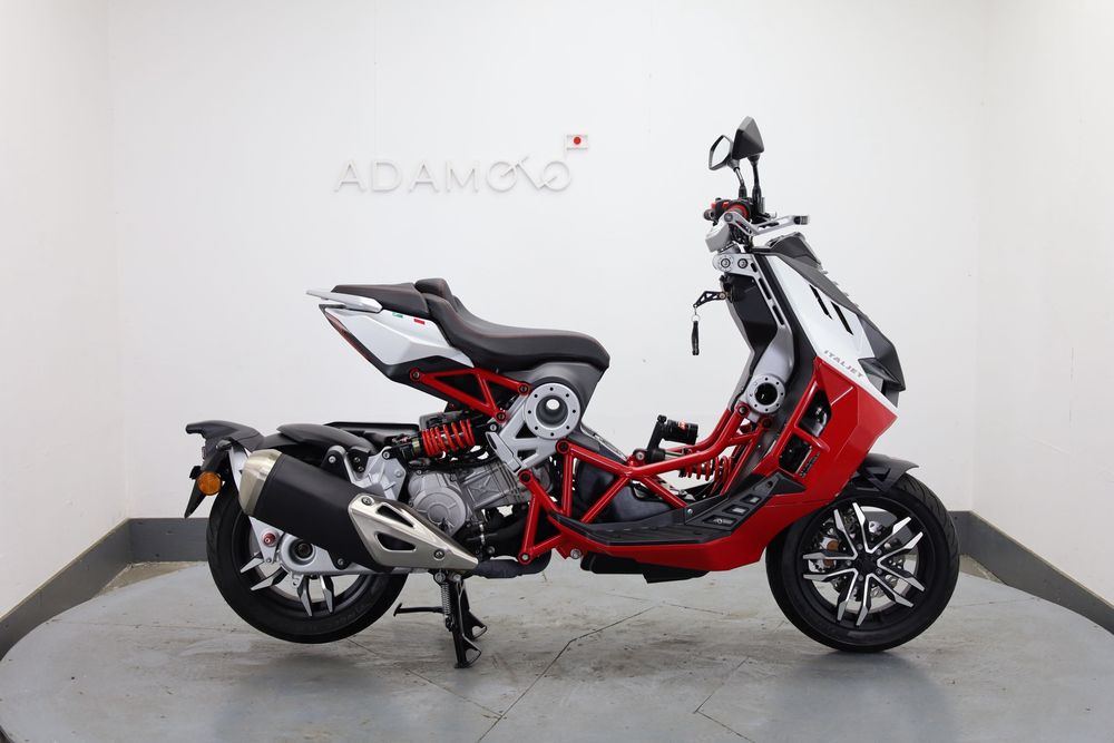 Italjet Moto Dragster 200