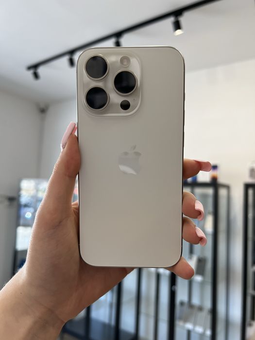 Telefon iPhone 15 PRO 256GB Biały Apple Gwarancja iTrade