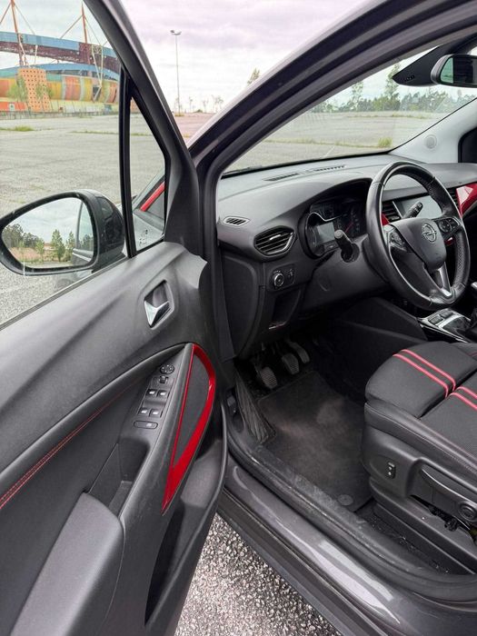 Opel Crossland X 1.2cc, 83cv, 2021, 58000 kms, Semi-Novo!