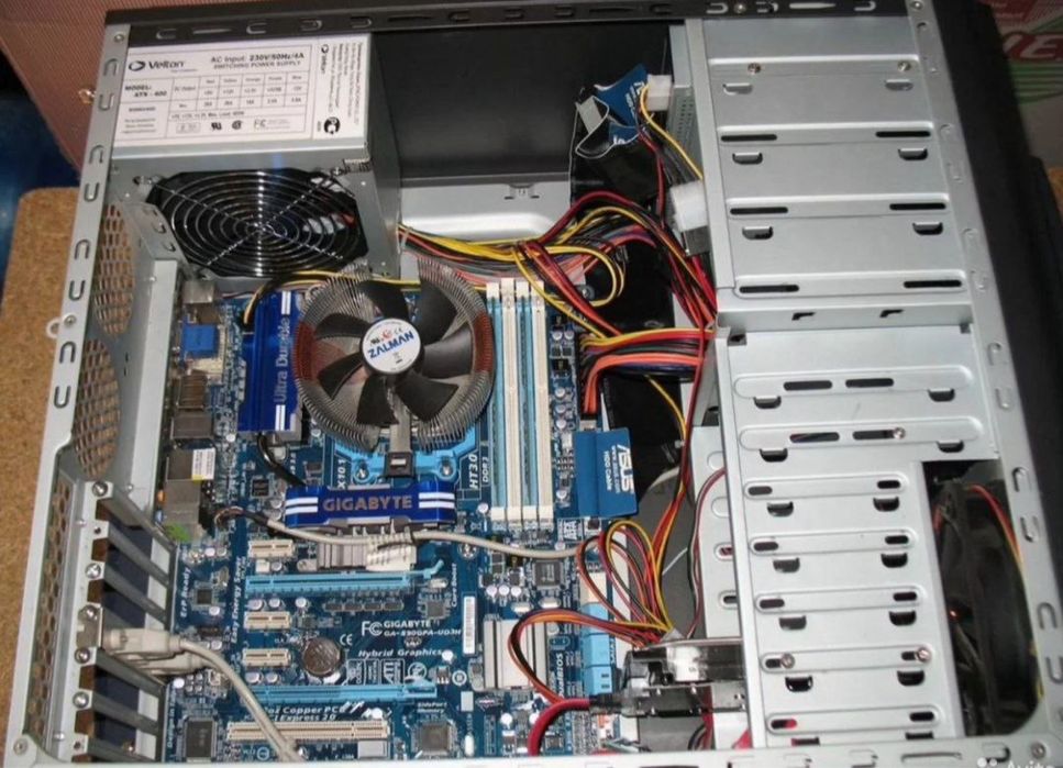 Компютерний приватний майстер Ремонт компютерів та ноутбуків