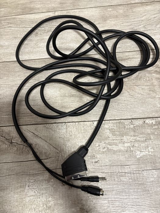 przyłącze EURO - wtyk JACK 3,5 stereo + S-VHS BLOW