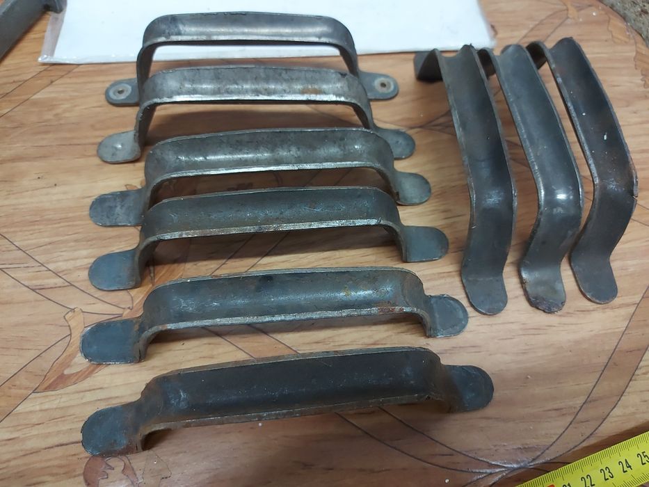 Ручка залізна дверна.штампована.