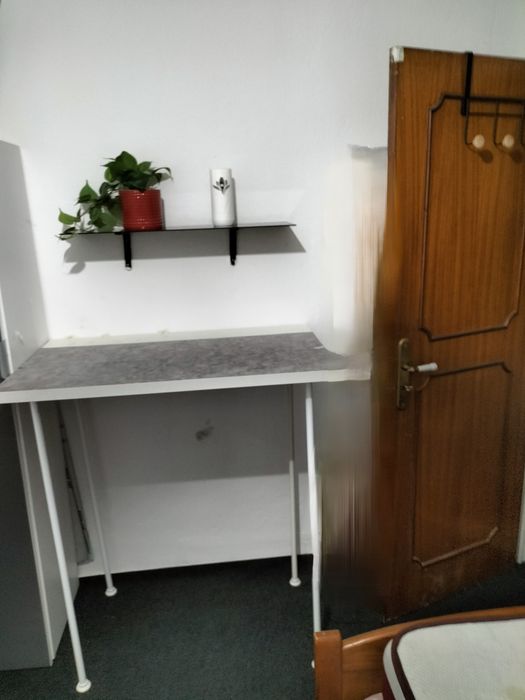 Quarto individual solteiro/a