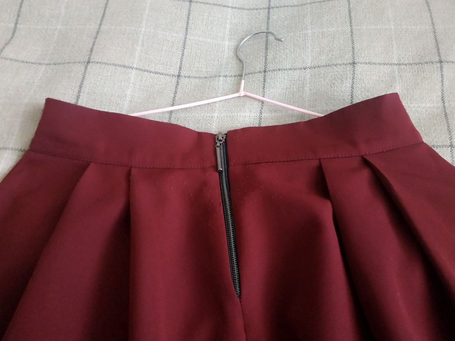 Спідниця.Бордова.Міді