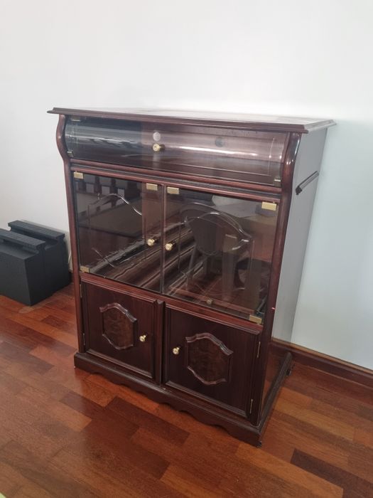 Movel tv em bom estado