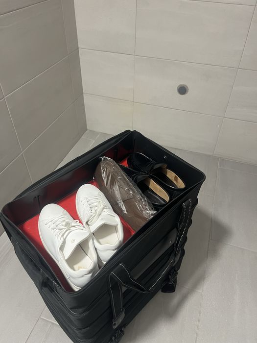 Mala com 4 parteleiras