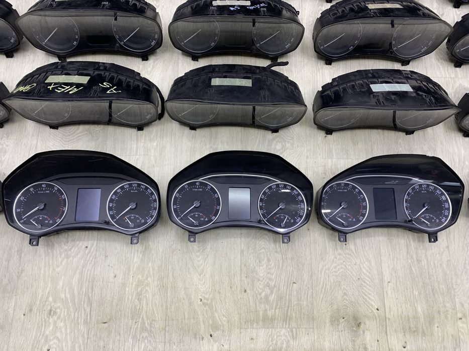Приборка приборна панель Skoda Octavia A5 шкода а5