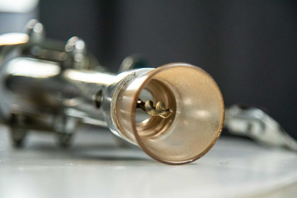 Saca Rolhas de Mesa Antigo em Metal - Abridor de Vinho