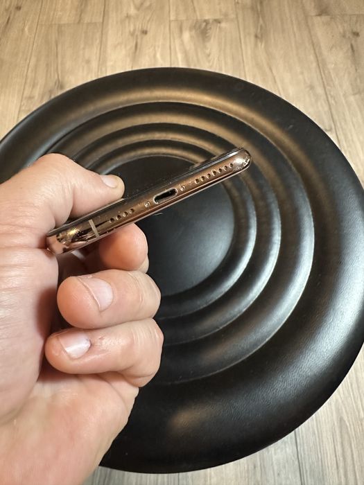 Apple iPhone XS Max Gold  - Neverlock