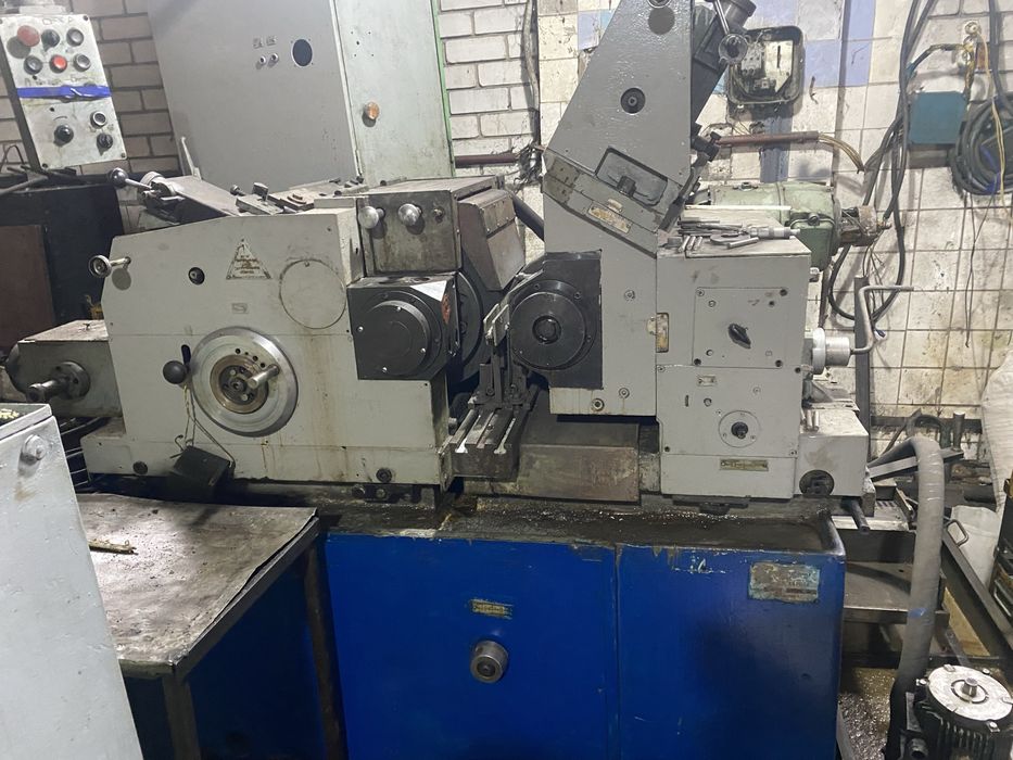 Бесцентрошлифовальный станок