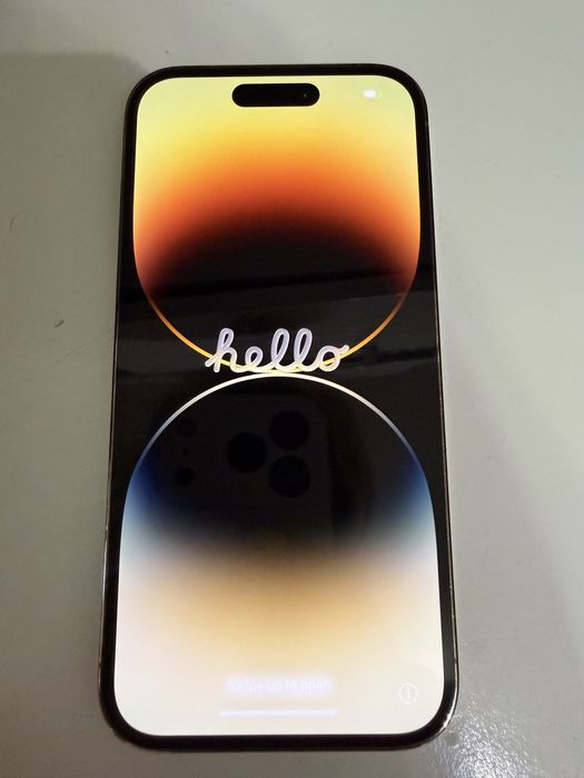 Продам iPhone 14 Pro (256)