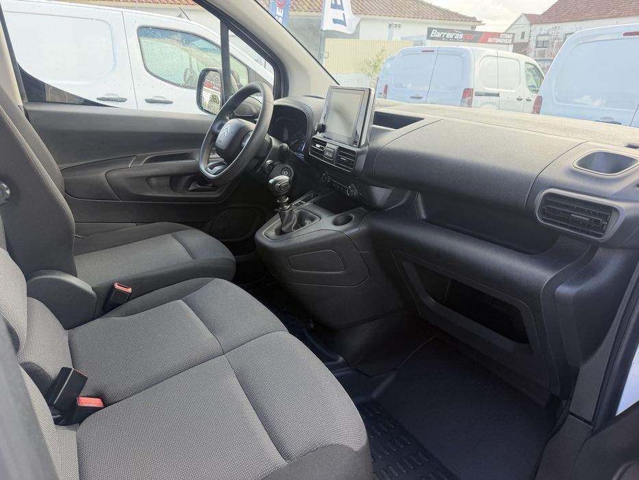 Citroen Berlingo 1.5 HDI 2022 3 Lug . Iva incluido