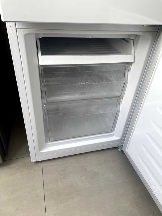 Kunft KC6455 Fridge with Freezer – Good Condition