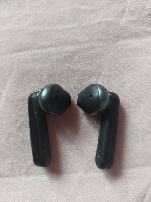 Bezprzewodowe słuchawki JBL tune 220 TWS