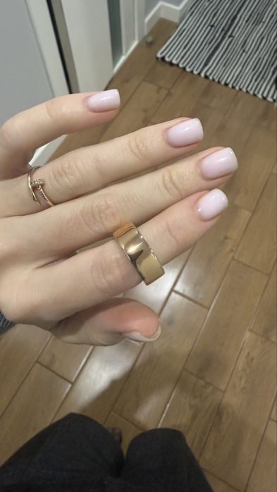 Oura ring 4 gold (size 6)