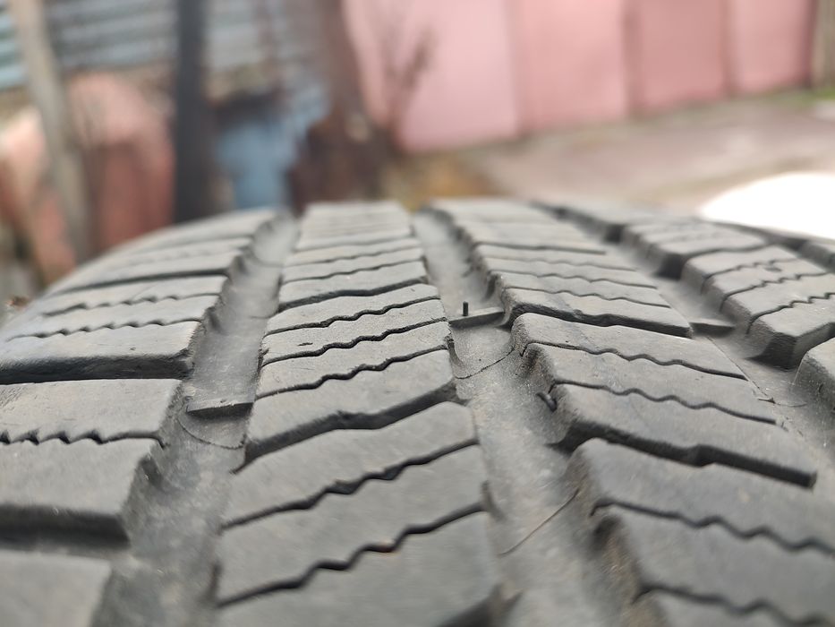 Michelin 235/55/19R