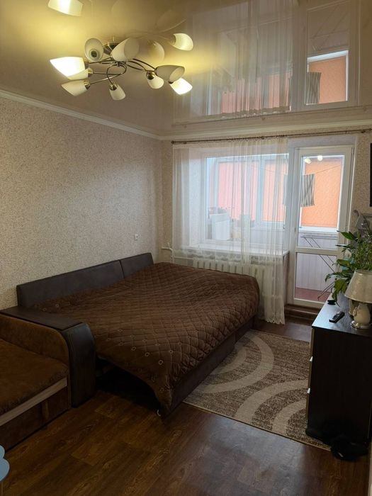 Продам 1к квартиру на Виставці