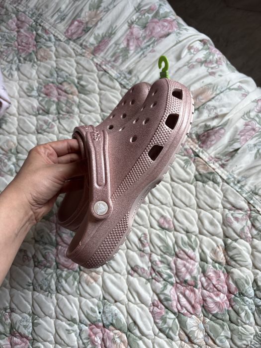 Crocs classic glitter brokat lekkie klapki 6-8 38-39