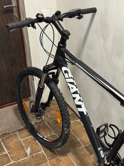 Надійний алюмінієвий MTB Giant Terrago (Розмір L)