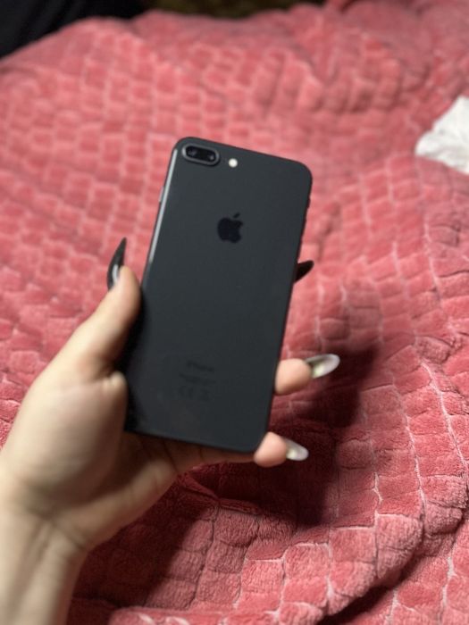Iphone 8 plus 64 gb