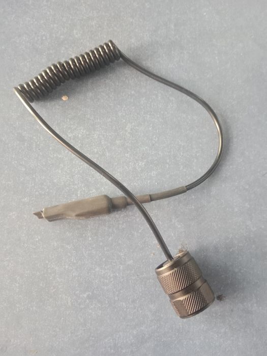 Виносна кнопка до металевих ліхтарів