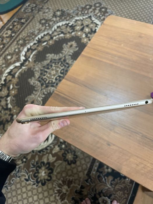 Айпад про 2017 года 10.5 дюймов