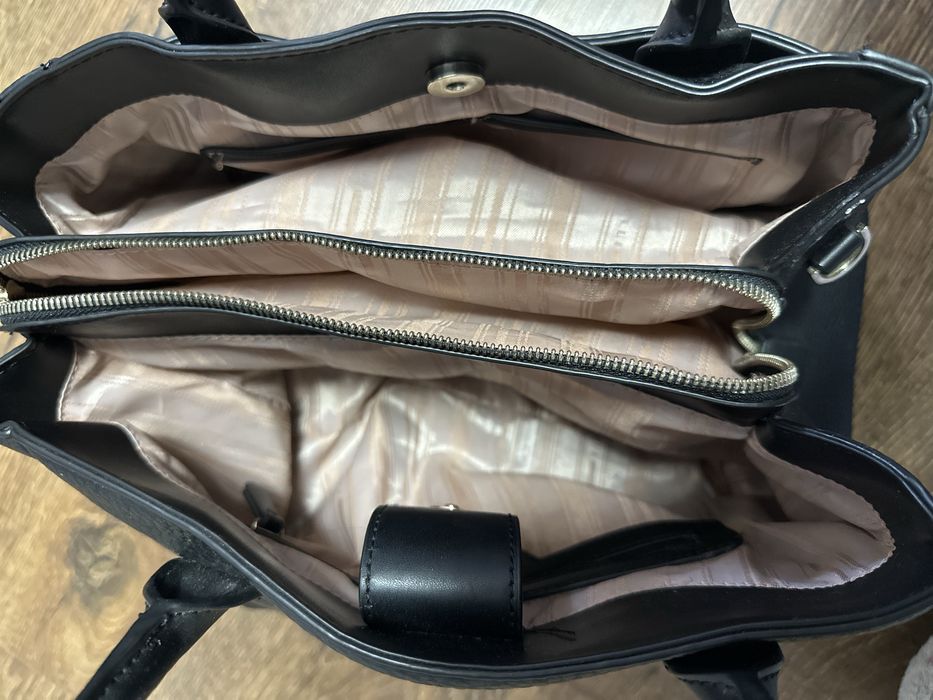 Сумка шкіряна Fiorelli