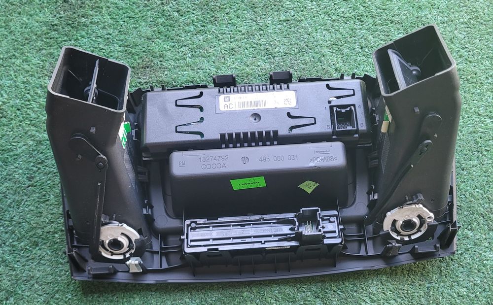 Display Opel Insignia Sports Tourer (G09)