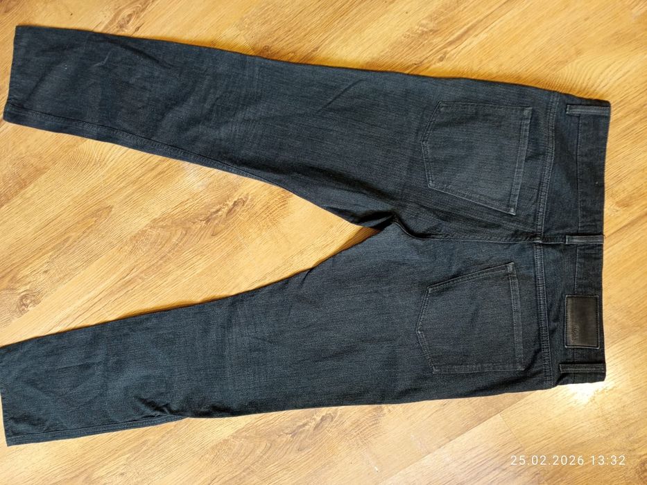 Hugo Boss nowe oryginalne jeansy męskie