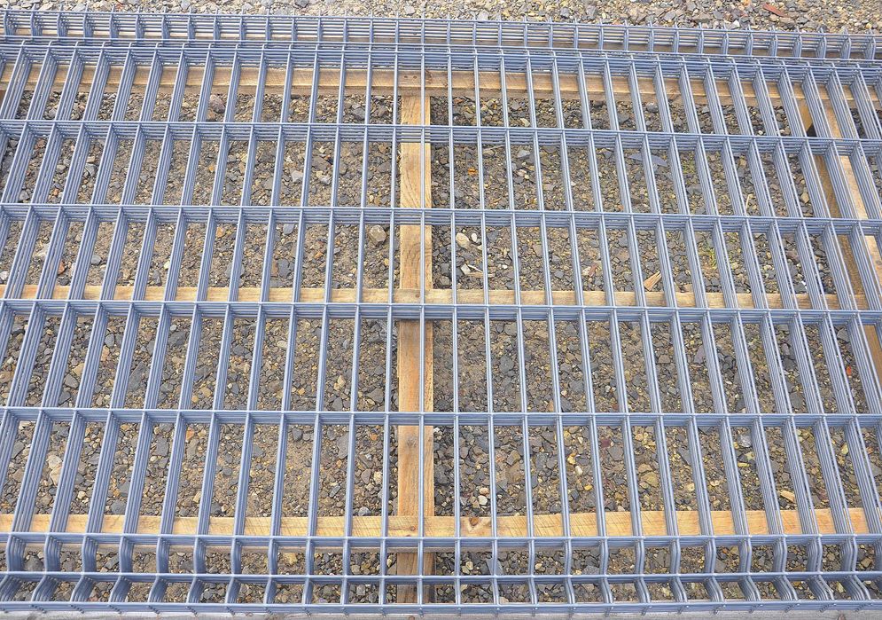 Panele fi4 123 /Słupki ogrodzeniowe/ Ogrodzenia panelowe