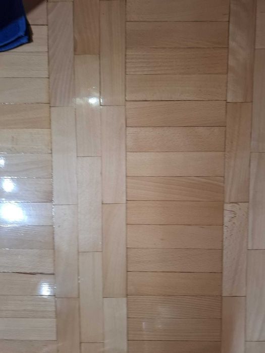 Prawdziwy parkiet bukowy 8m2, cena za 1m2.