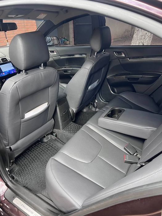 Продам автомобиль Gelly Emgrand EC7 ( Джили эмгранд)