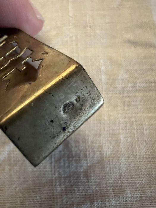 Marcador de guardanapo em prata