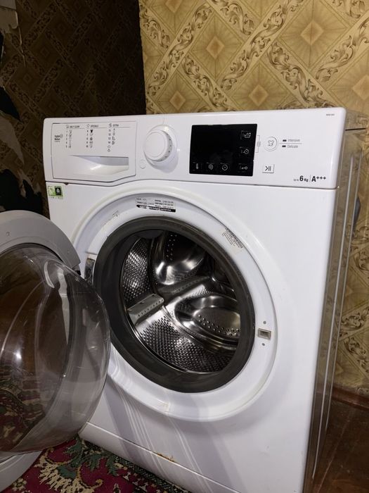 Стиральная машина Hotpoint Ariston 6kg компакт ,