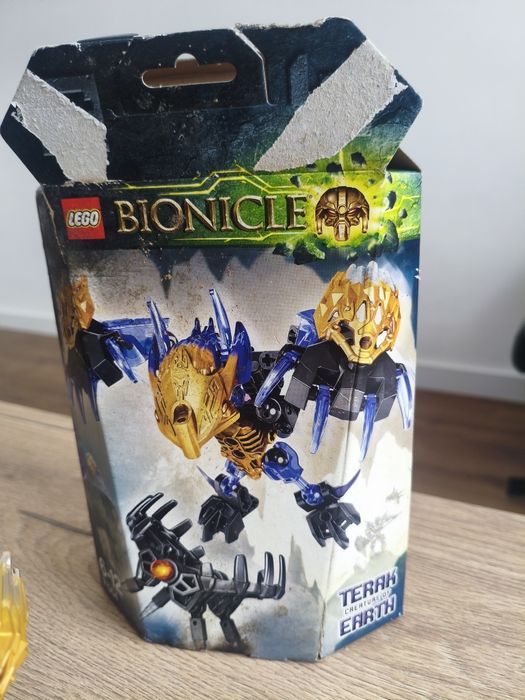 LEGO bionicle 71304 terak creature of earth