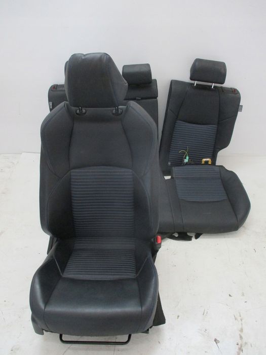 Tapicerka pół skóra fotele TOYOTA RAV 4 IV 21R