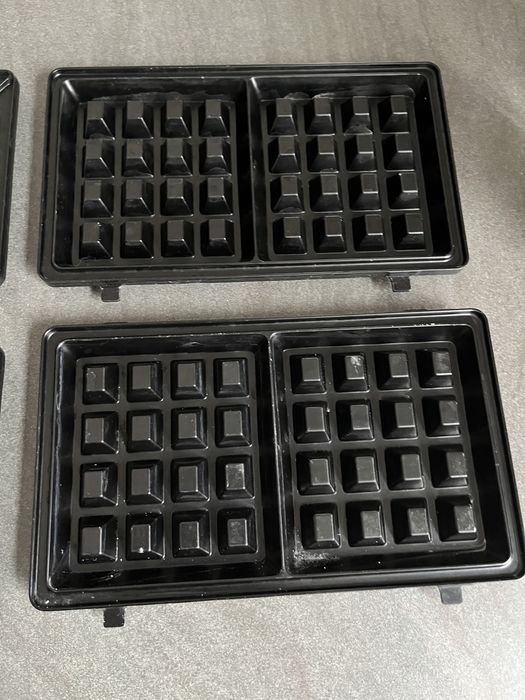 Opiekacz 3w1 Russel Hobbs toster gofrownica grill