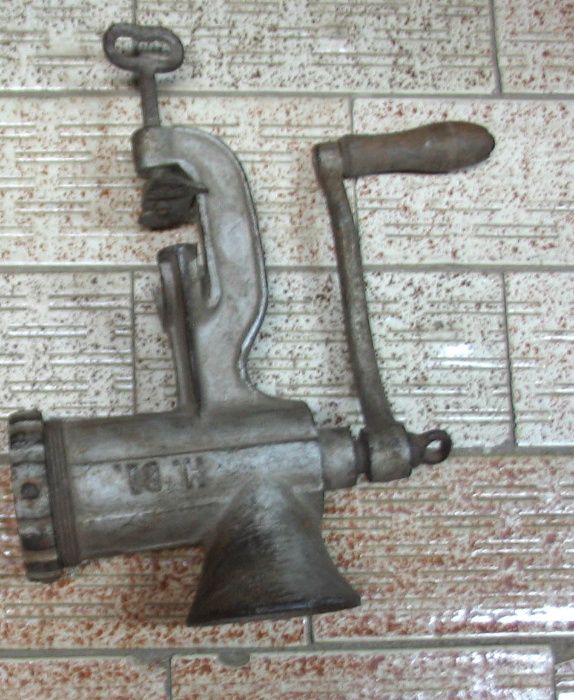 Maszynka do mięsa ręczna