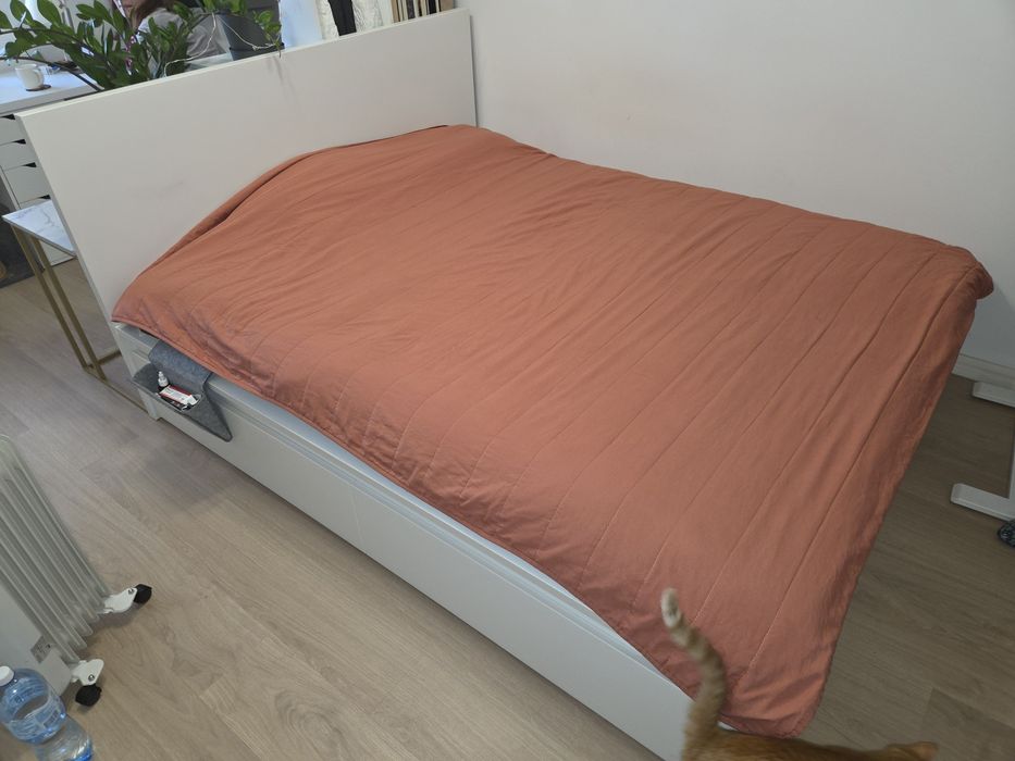 Big bed Malm from  IKEA + free mattress