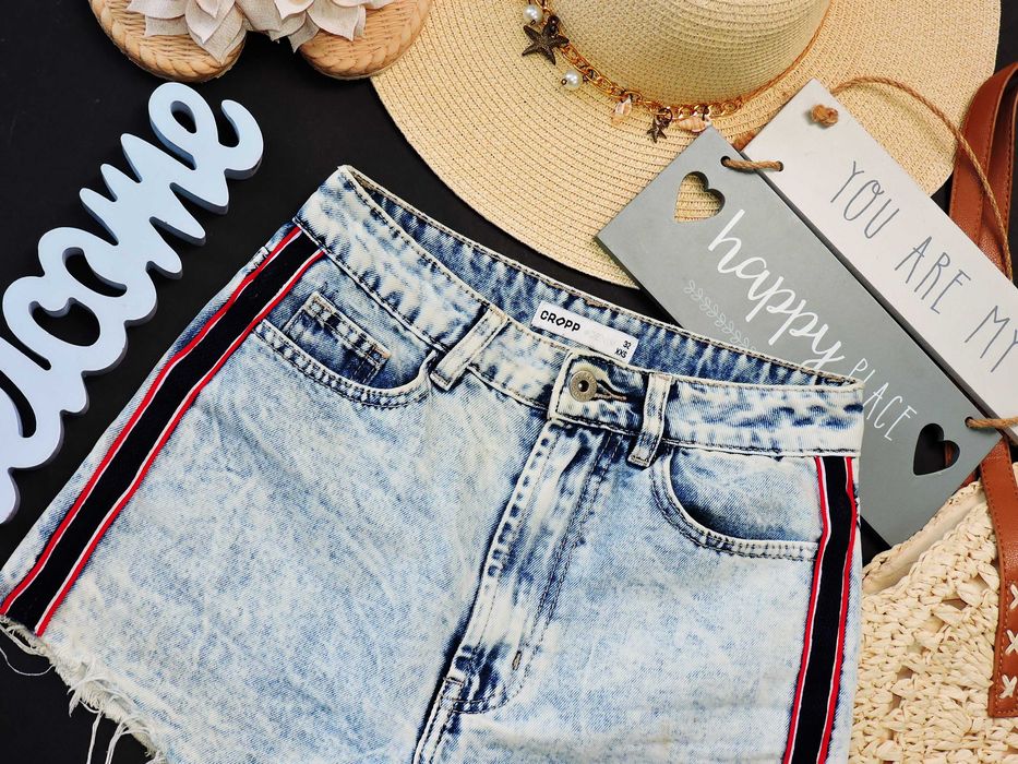Cropp denimowe szorty jeans lampas wysoki stan  32